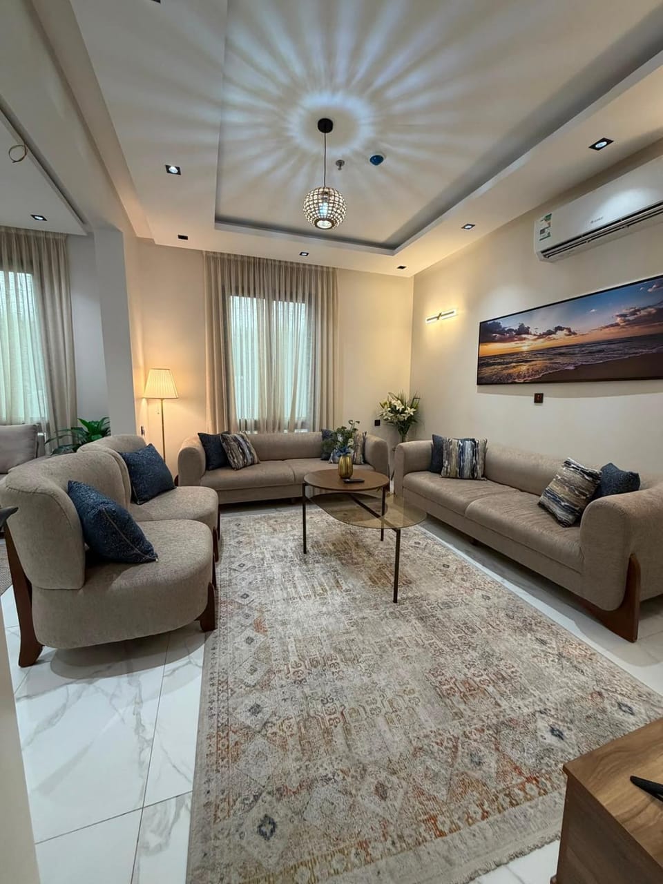 3 غرف نوم تصميم فاخر دخول ذكي Apartment in Al Khobar