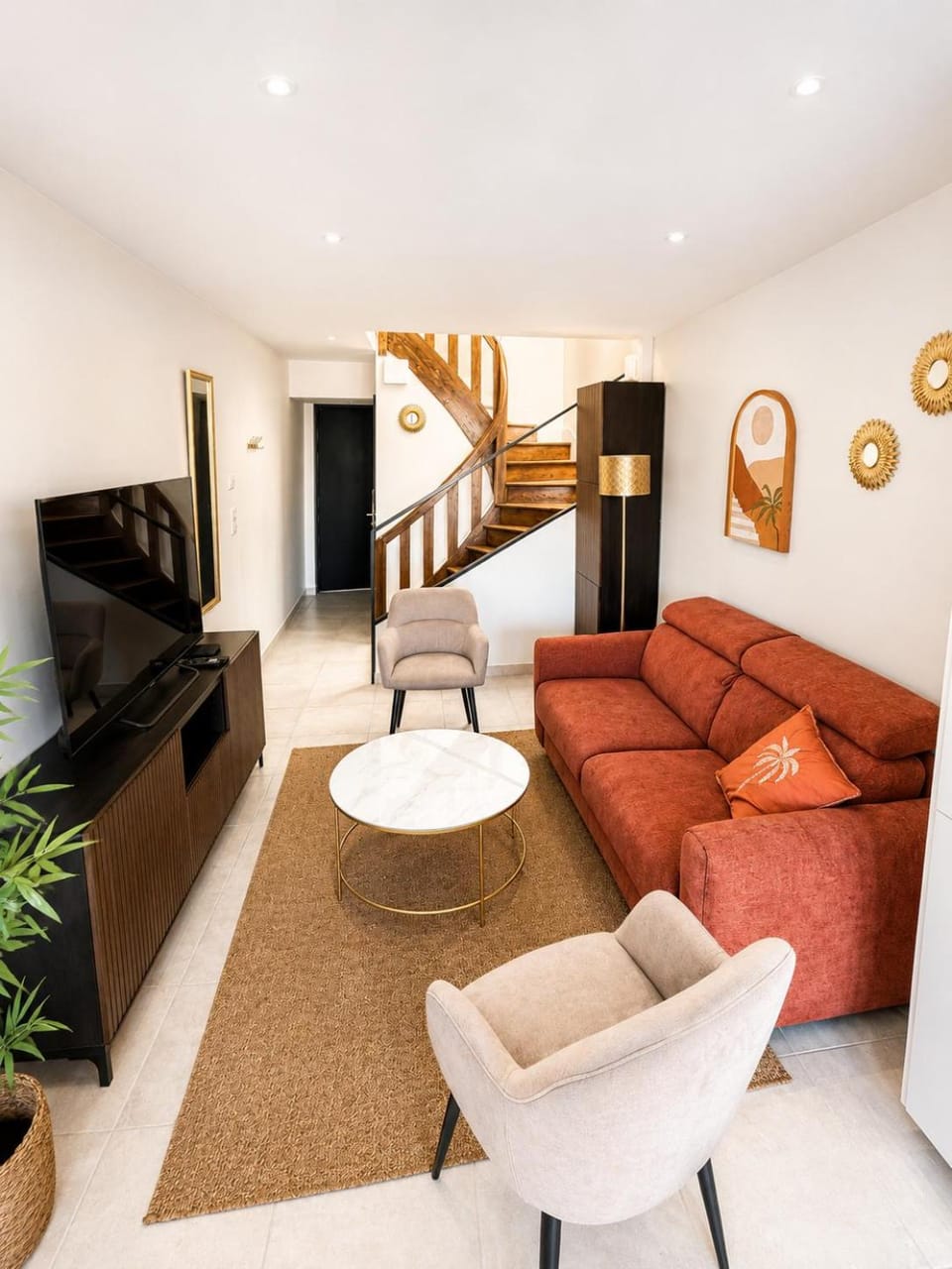 TV and multimedia, Living room, Seating area