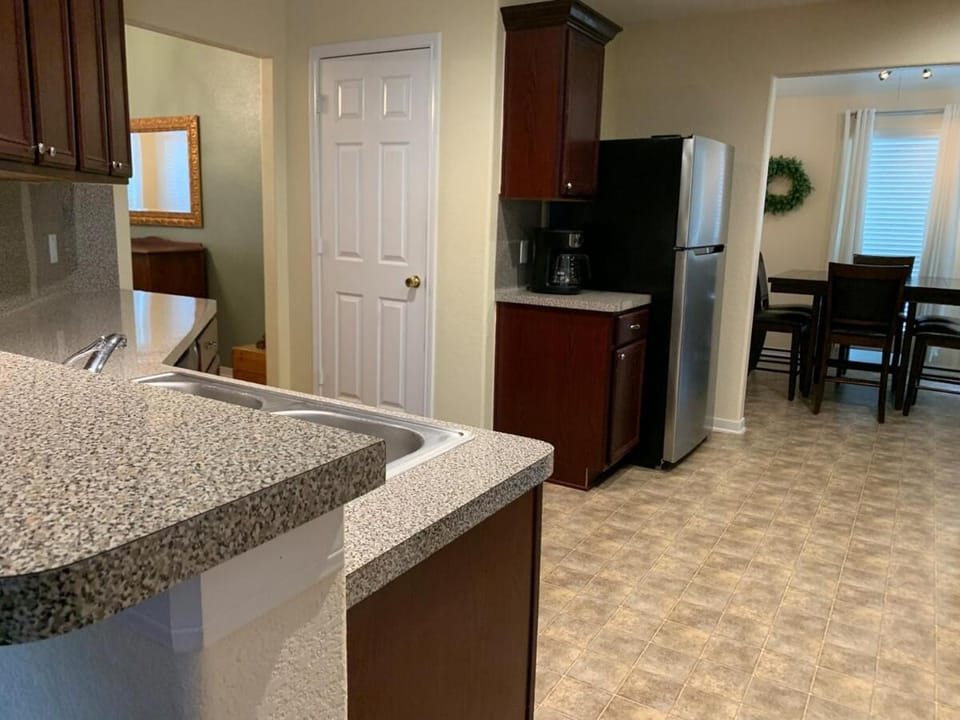 Kitchen or kitchenette, kitchen