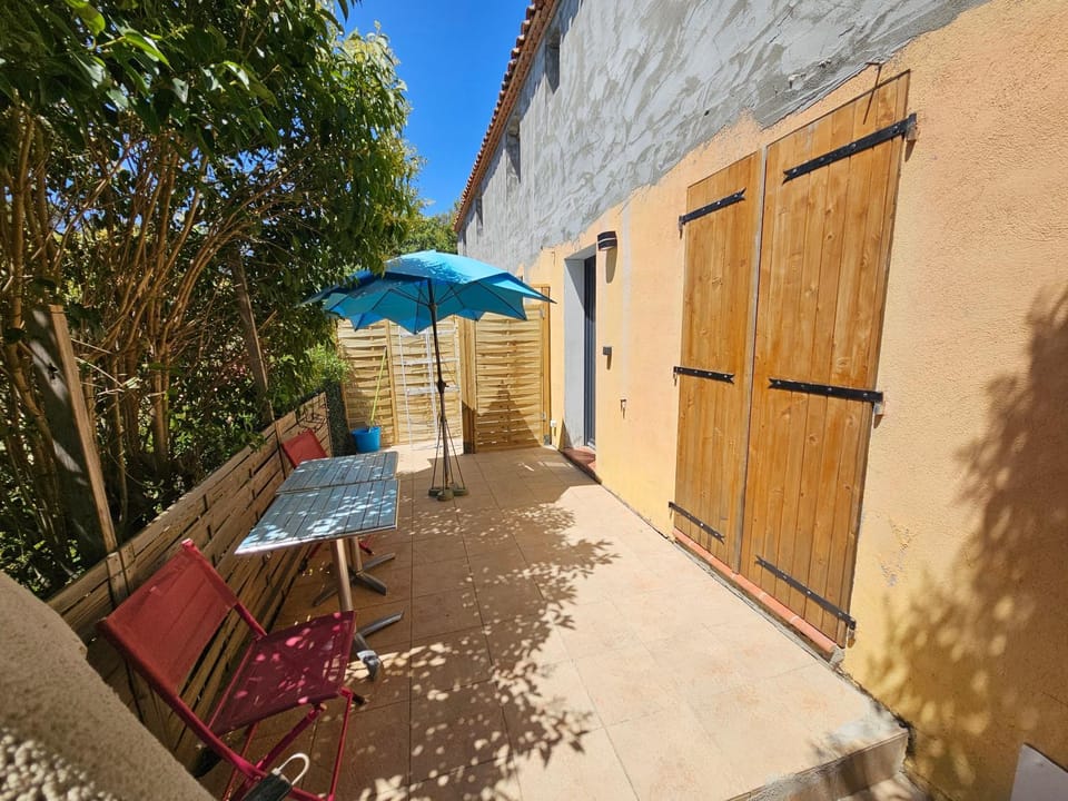 Studio 22m2 terrasse 12m2 Apartment in French Riviera
