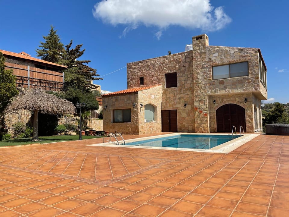 Horizon 4 - Amman Villa in Africa
