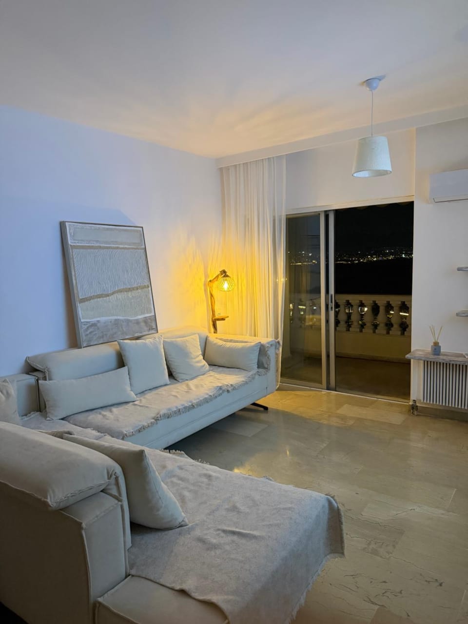 Living room, Decorative detail, Decorative detail, Seating area