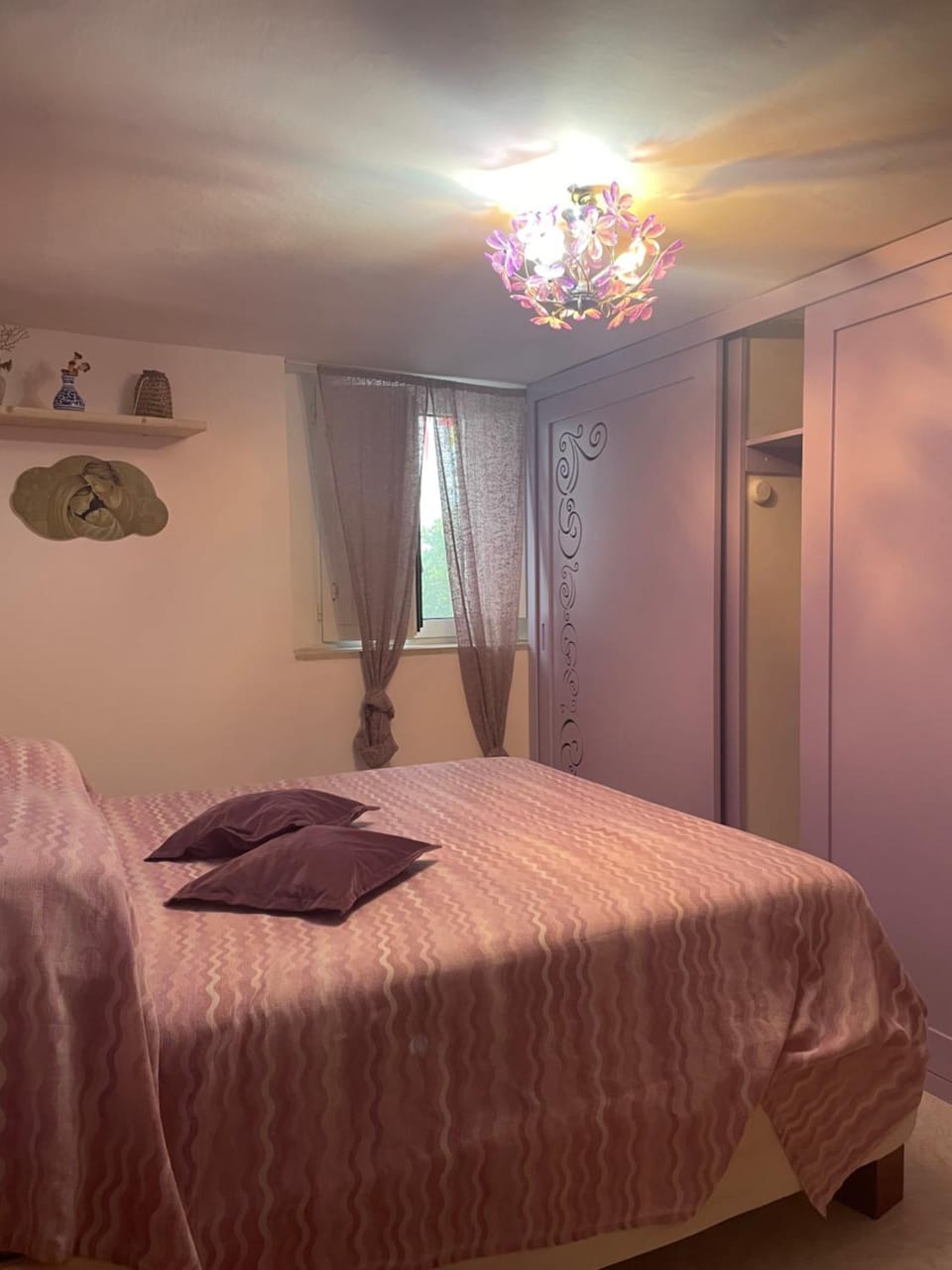 Bed, Photo of the whole room, Bedroom, wardrobe