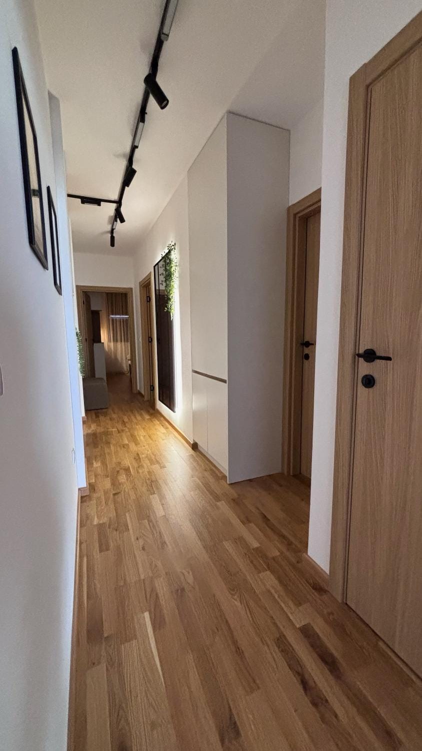 Bathroom, wardrobe