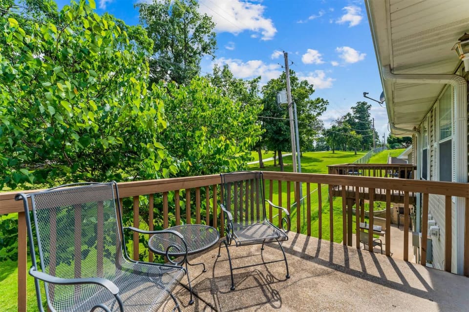 Eagle's View Condo at Fall Creek House in Branson