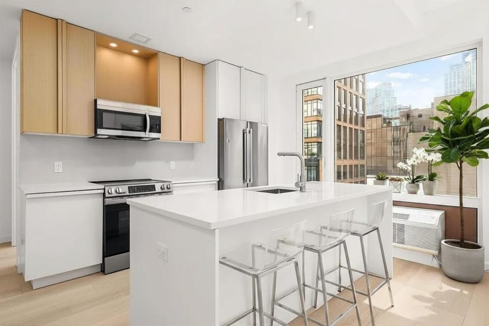 5 MINS To MIDTOWN LUXURY CORNER 2BR2BA APT WITH FABULOUS CITY VIEW Apartment in Long Island City