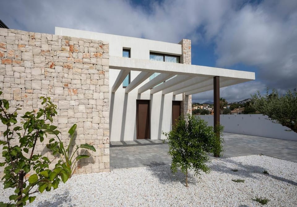 RiuRau Home - Villa Ona Villa in Calp