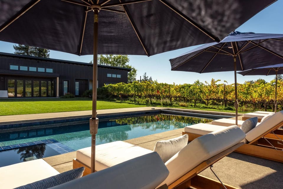 Vineyard Daydream - Villa with Wine Tastings Included House in Russian River