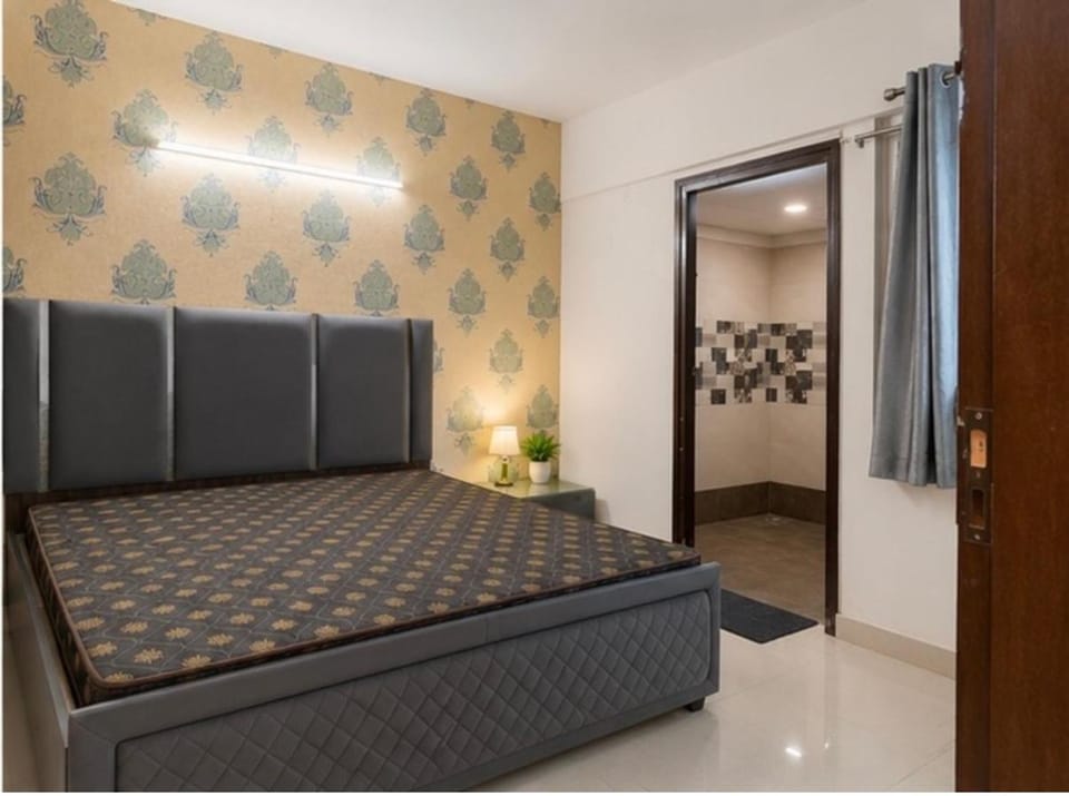 Luxury 2BHK near Gandhi Path West, Vaishali Nagar Apartment in Jaipur