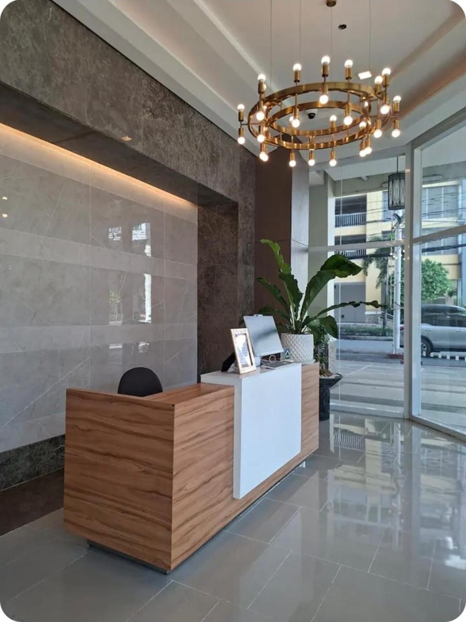 Manhattan plaza towers with balcony, netflix, can cook Apartment hotel in Pasig