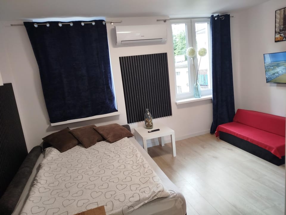 Grudziadz City Center M2-Apartamenty 25m WiFi Apartment in Poland