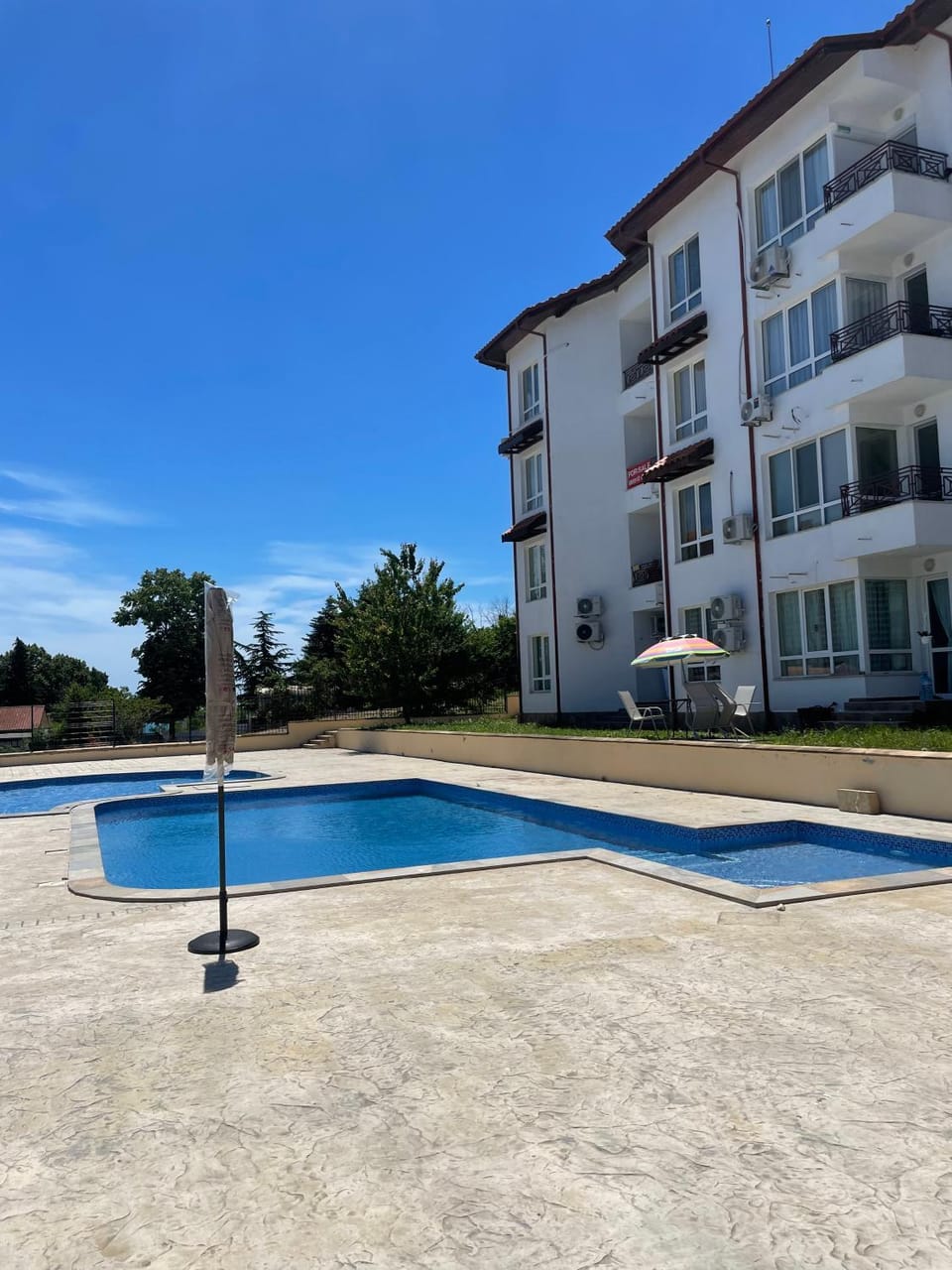 Swimming pool