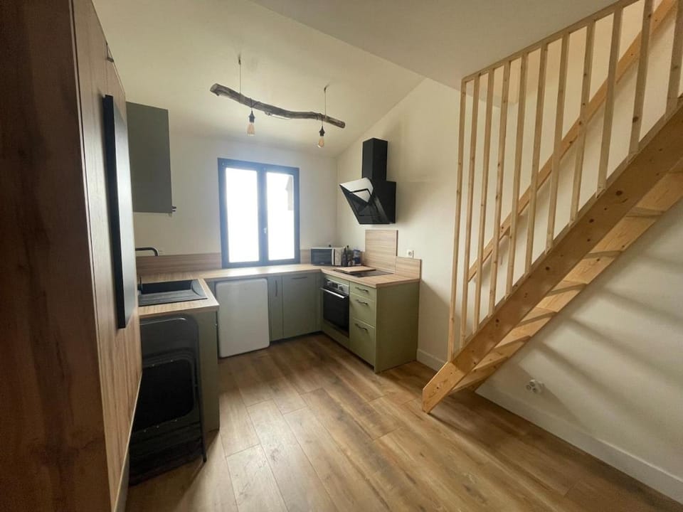 Studio 2024, Garage couvert, Centre Granville Apartment in Granville
