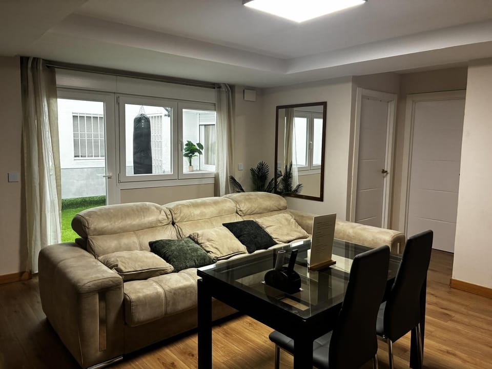 Modern Apartment in Córdoba Center near Train and Bus Station Apartment in Cordoba