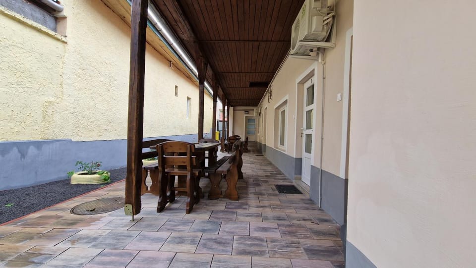 Óvárosi Kőház Apartman Apartment hotel in Hungary