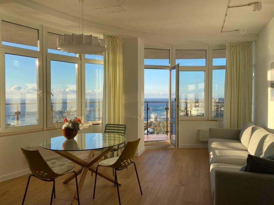 Living room, Sea view