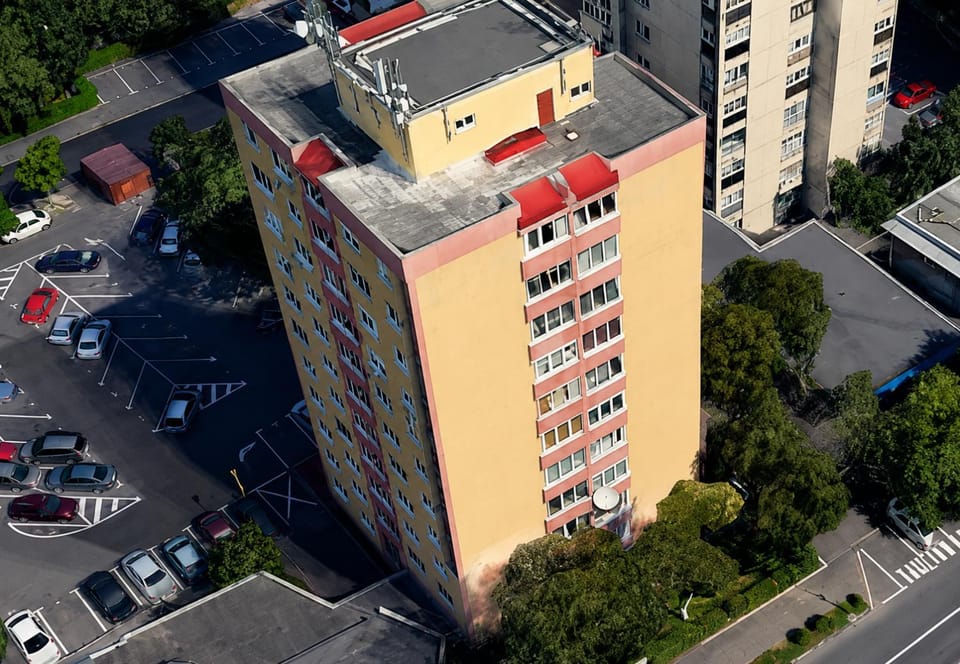 Property building, Day, Neighbourhood, Bird's eye view, Location