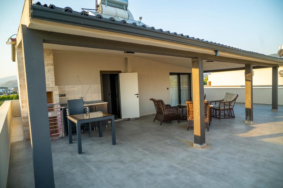 BBQ facilities, BBQ facilities, Balcony/Terrace, Kitchen or kitchenette, Dining area