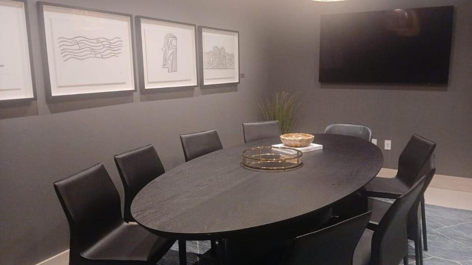 Luxury 1607 Condo in Downtown Miami 1BR 1BAT Apartment in Miami