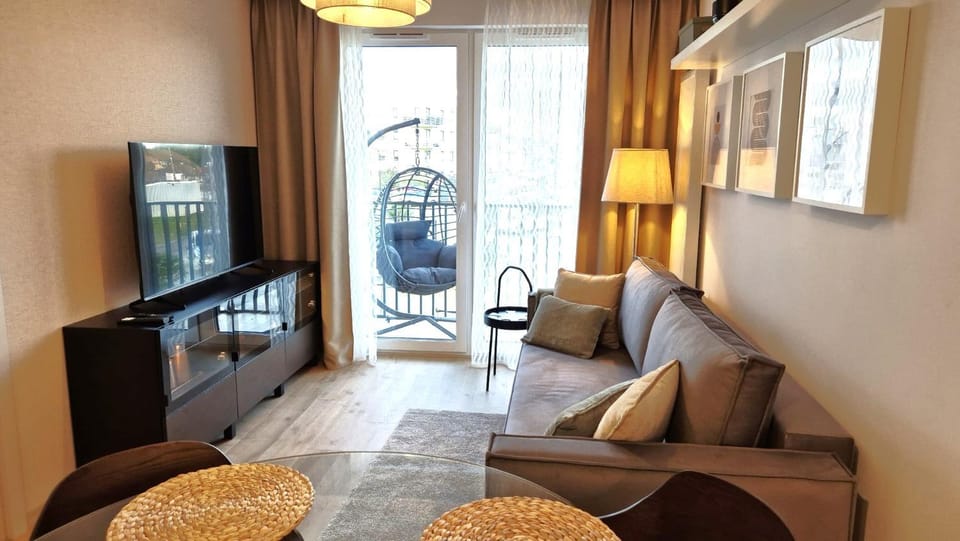 TV and multimedia, Living room, Photo of the whole room, Seating area