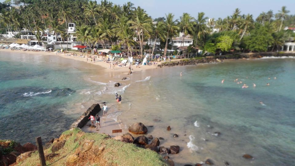 Nearby landmark, Restaurant/places to eat, Beach