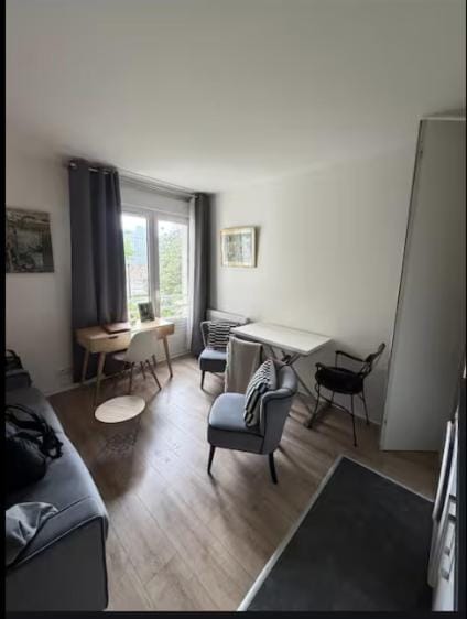 Studio Cosy & Moderne Marcel Sembat Boulogne-Billancourt Apartment in Issy-les-Moulineaux