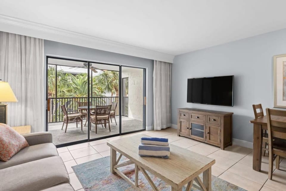 Captiva Villa 3222- Captiva One Bedroom Standard Residence Apartment in Sanibel Island