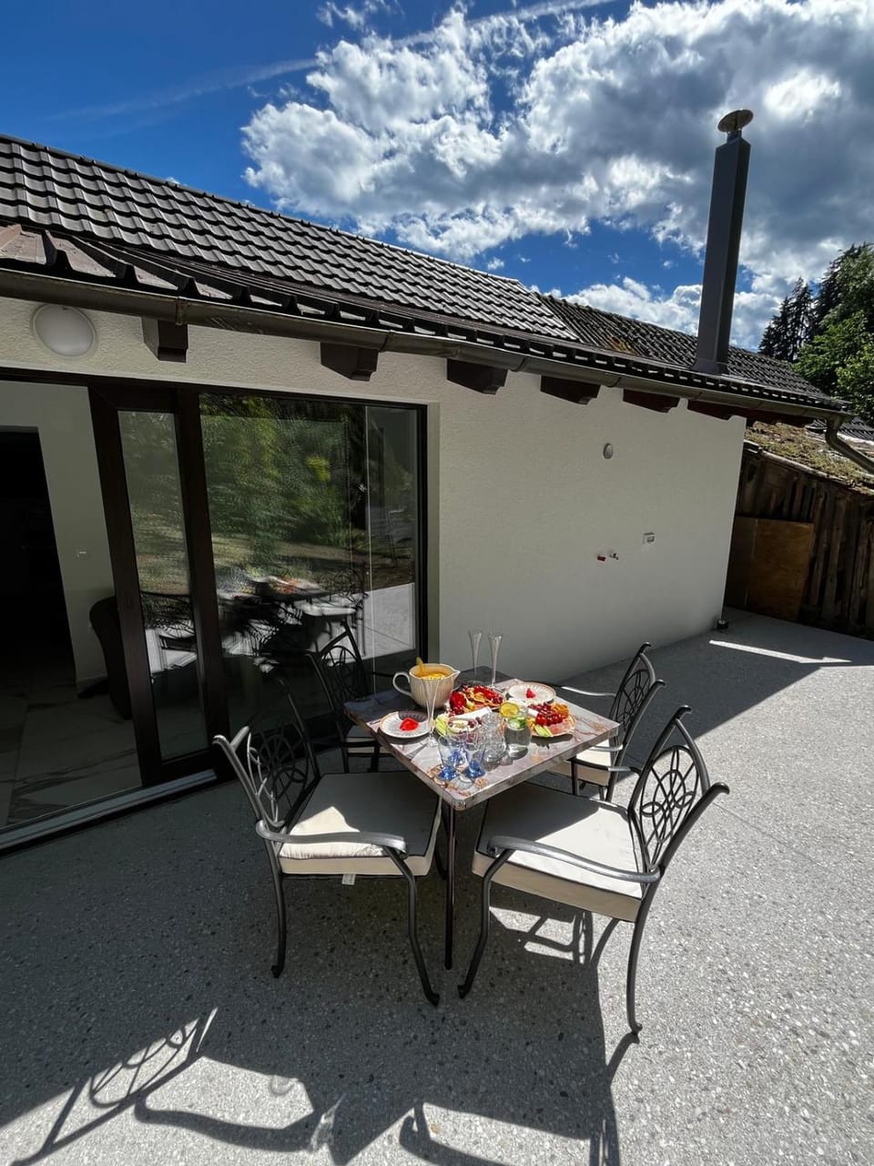 Balcony/Terrace, Dining area