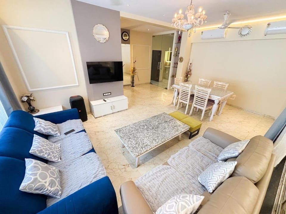 TV and multimedia, Living room, Seating area, air conditioner