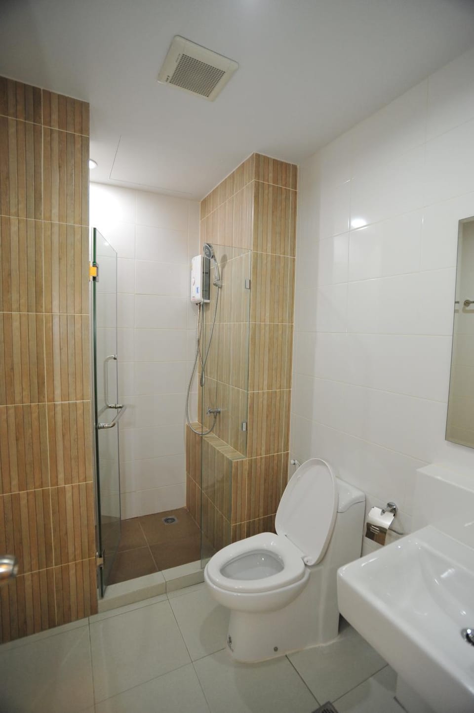 The Garden Living Bed and Breakfast in Bangkok