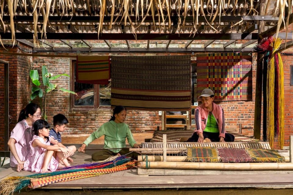 Serene Riverside Retreat, 10 Min to Old Town Apartment in Hoi An