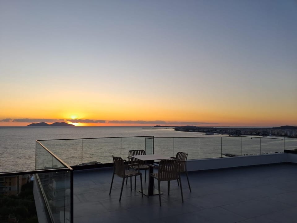 View (from property/room), Balcony/Terrace, Sea view, Sunset
