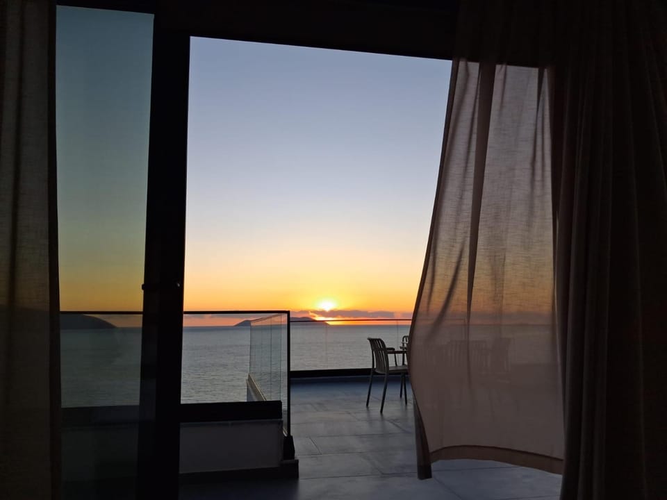 View (from property/room), Balcony/Terrace, Sea view, Sunset