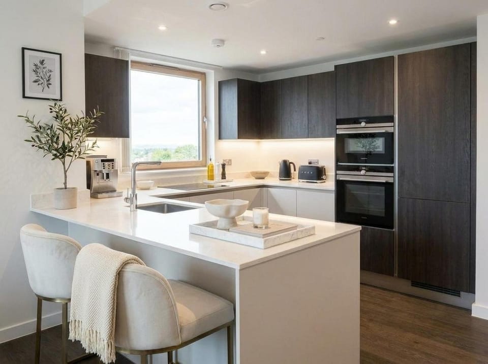 Kitchen or kitchenette, Dining area, dishwasher, stove