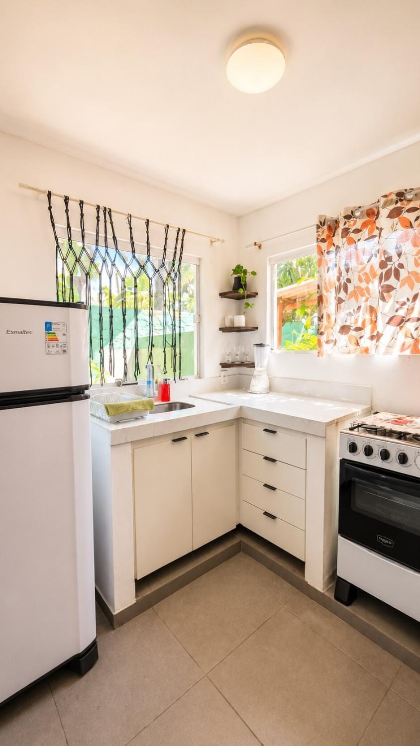 Kitchen or kitchenette, oven