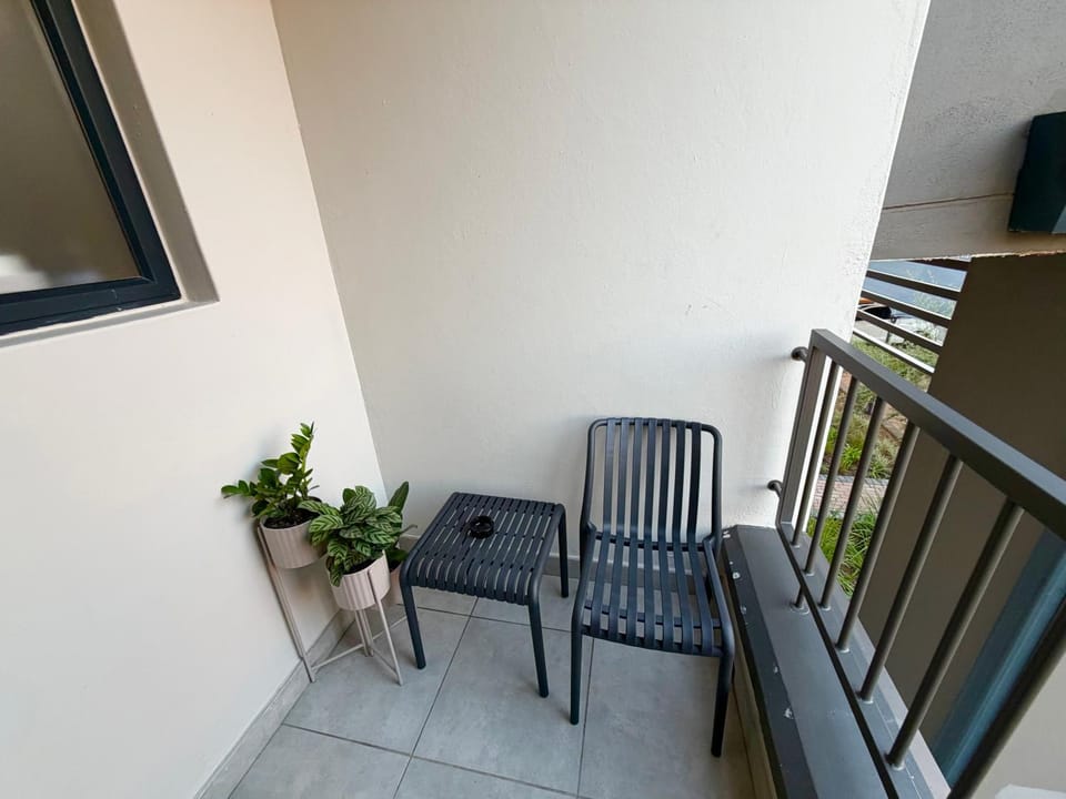 Patio, Balcony/Terrace, Seating area