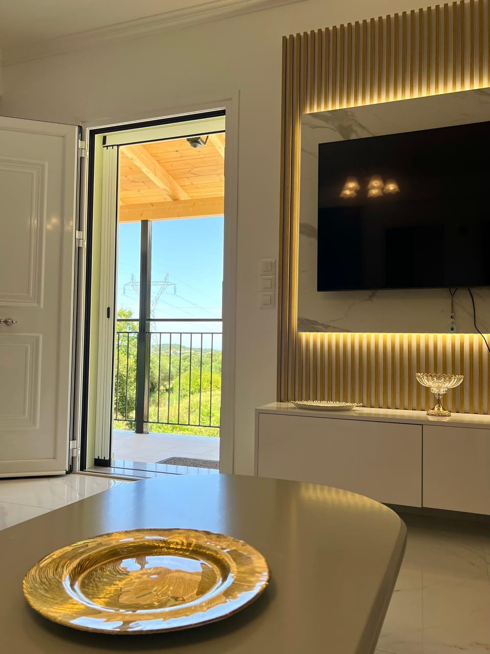 Facade/entrance, Living room