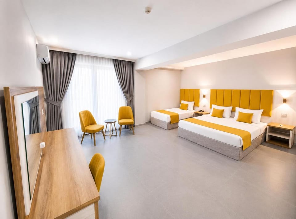 Bed, TV and multimedia, Coffee/tea facilities, Photo of the whole room, Bedroom, minibar, wardrobe, air conditioner
