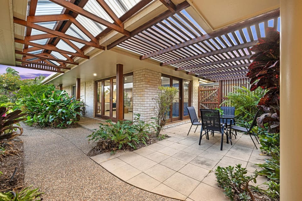Kookaburra 2BR Apartment in Bargara