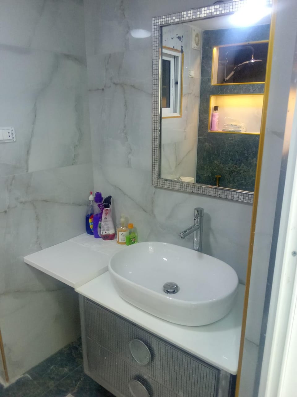 شقه مفروشة تشطيب حديث مخصصة ومستقله في المدخل Apartment in North District