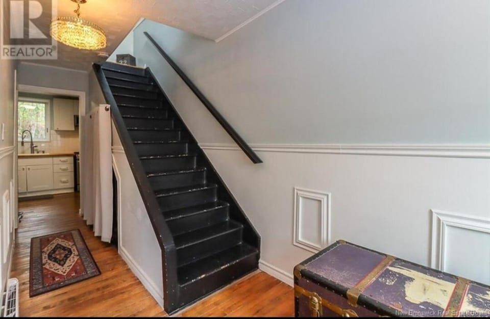Central, Dog Friendly, Parking House in Saint John