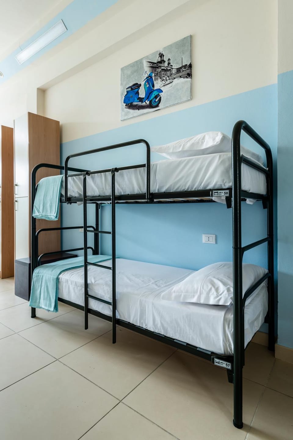 bunk bed