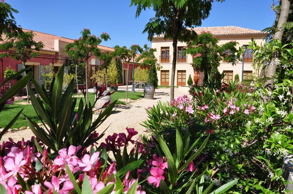 Garden, On site