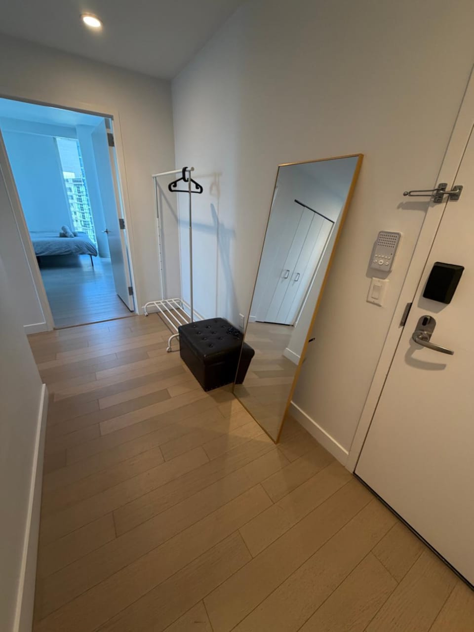 HIGH FLOOR LUXURY CORNER 2BR2BA APT STUNNING PANORAMIC CITY VIEWs 1 STOP TO MIDTOWN MANHATTAN Apartment in Sunnyside