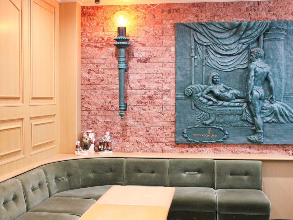 Lobby or reception, Decorative detail, Area and facilities