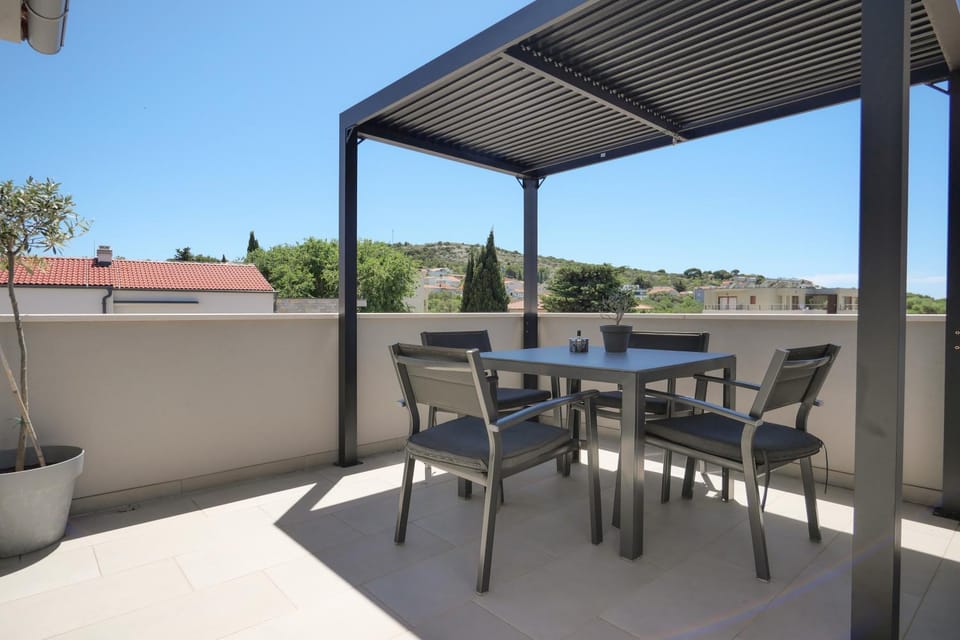 New Exeptional apartment - Top Location Apartment in Murter