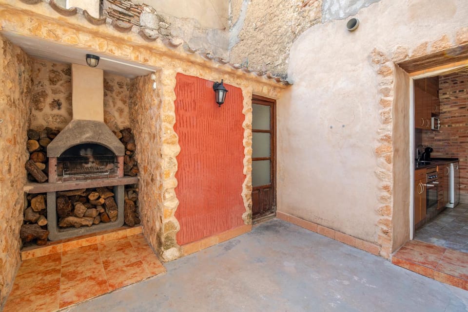 BBQ facilities, Balcony/Terrace