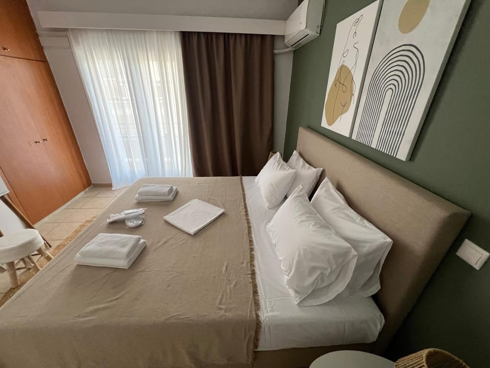 Bed, wardrobe