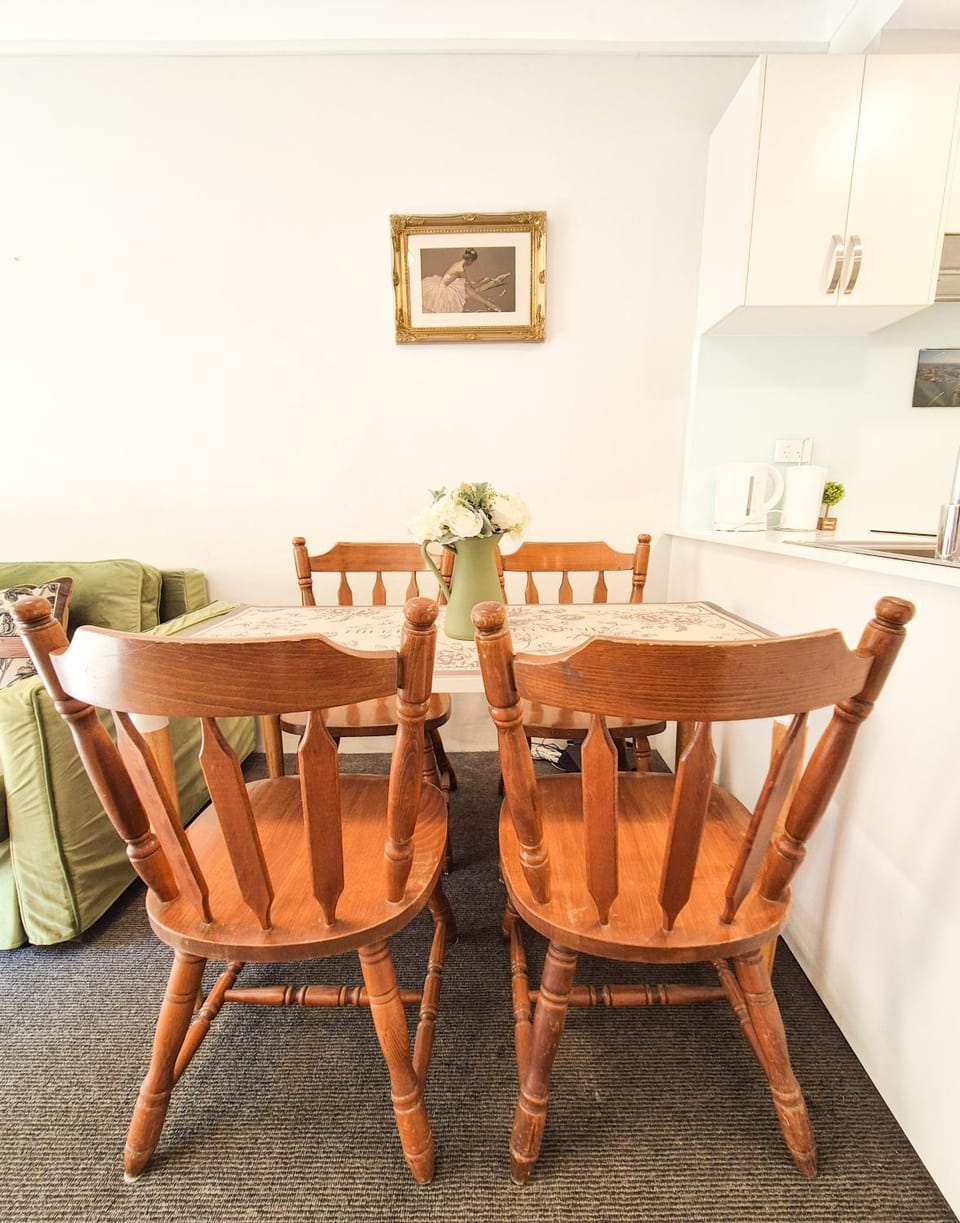 Harbour Vibe 1BR - Walk to Fish Market, Star & CBD Apartment in Sydney