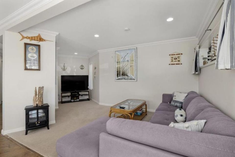 The Captain's Cove Relaxed Garden Retreat Apartment in Paihia